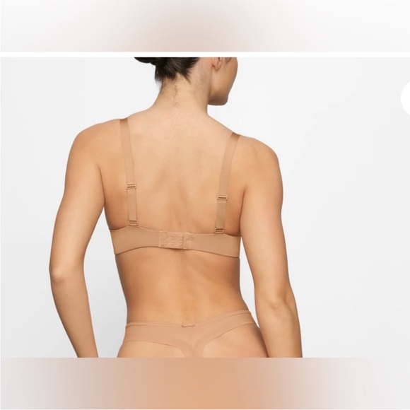 SKIMS NO SHOW UNLINED DEMI BRA. COLOR SIENNA NWT - Picture 3 of 4